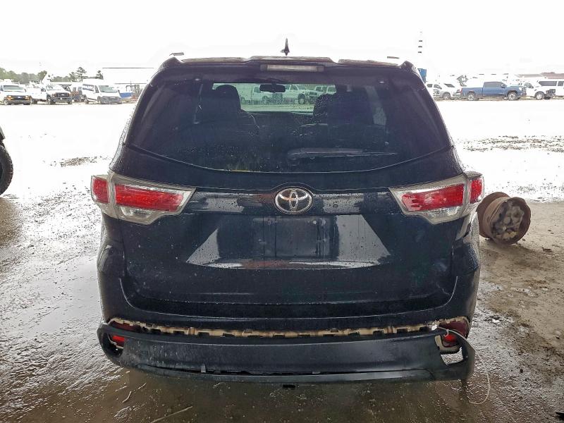 صورة رقم 6 من المزاد - 2015 TOYOTA HIGHLANDER مع VIN 5TDKKRFH9FS071899