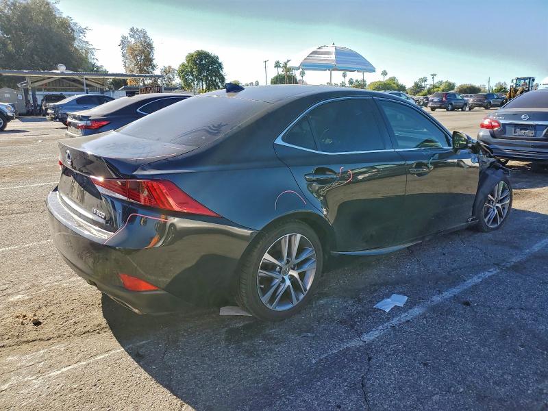 Photo 3 from auction – 2019 LEXUS IS 300 with VIN JTHBA1D25K5092847