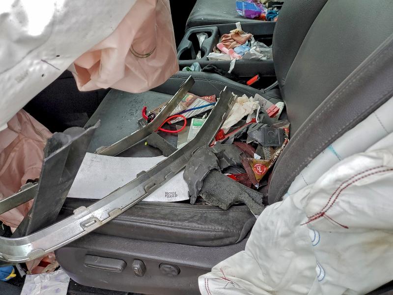 Photo 7 from auction – 2018 HONDA ODYSSEY EX with VIN 5FNRL6H79JB077973