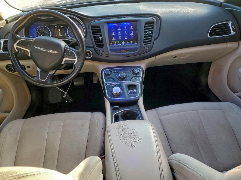 Photo 8 from auction – 2015 CHRYSLER 200 LIMITE with VIN 1C3CCCAB6FN595183