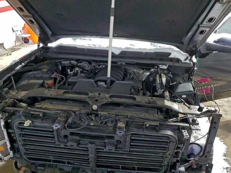 Photo 11 from auction – 2018 CHEVROLET SILVERADO with VIN 2GCVKREC8J1108167