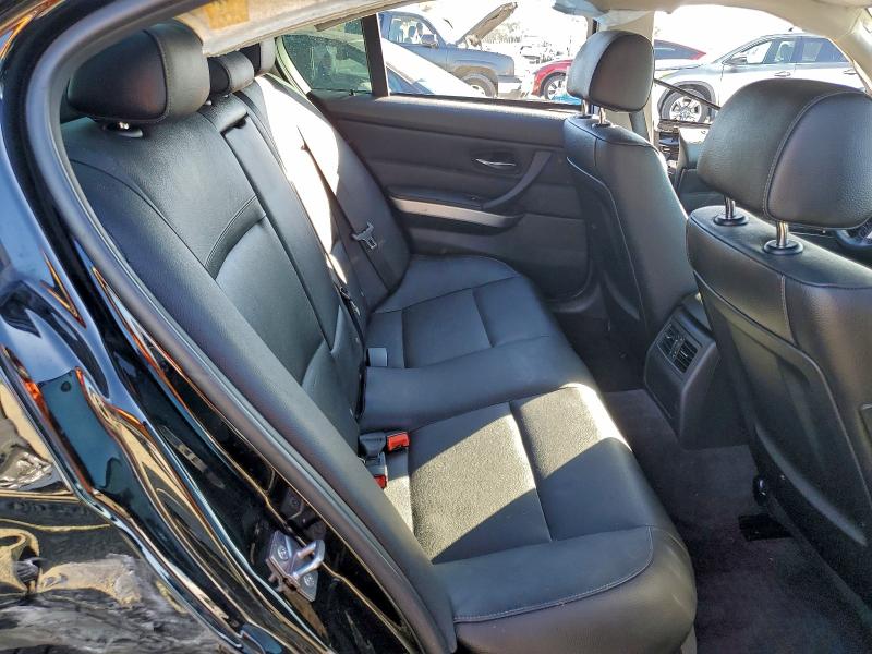 Foto 10 de la subasta – 2011 BMW 328 I SULE con VIN WBAPH5C5XBF093022