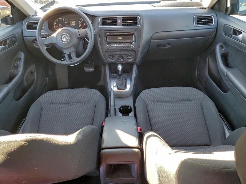 Photo 8 from auction – 2014 VOLKSWAGEN JETTA BASE with VIN 3VW2K7AJ0EM376167