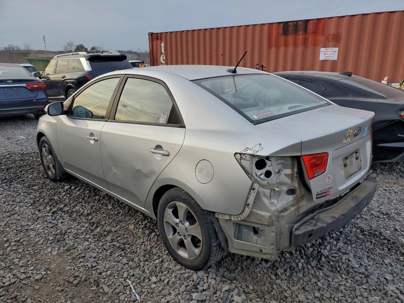 Photo 2 from auction – 2010 KIA FORTE EX with VIN KNAFU4A22A5110510