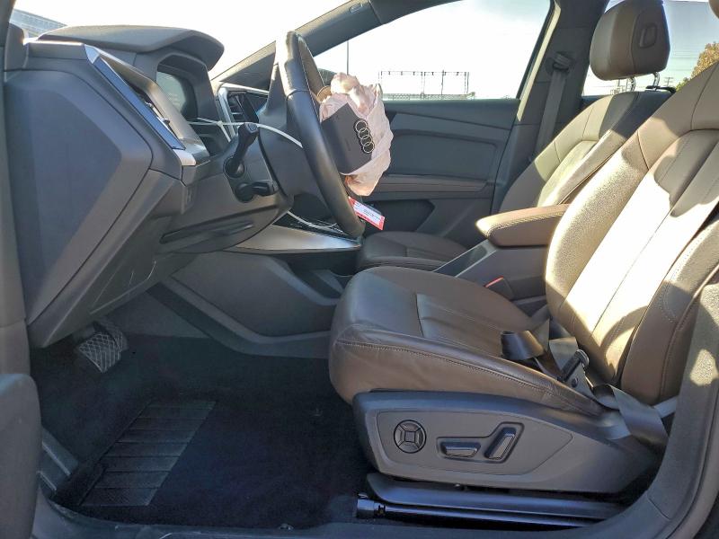 Photo 7 from auction – 2023 AUDI Q4 E-TRON with VIN WA1ACBFZXPP048212