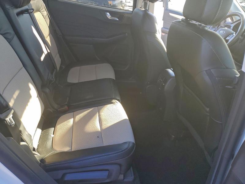 Photo 11 from auction – 2022 FORD ESCAPE TIT with VIN 1FMCU9J96NUB59216