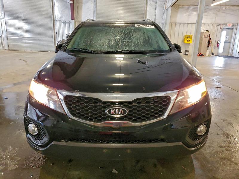 Photo 5 from auction – 2011 KIA SORENTO EX with VIN 5XYKUDA16BG095379