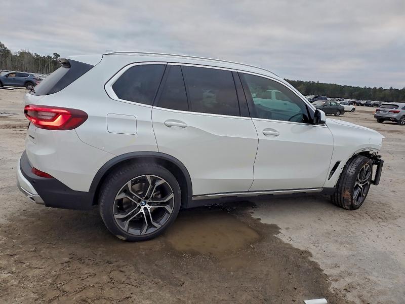 Photo 3 from auction – 2023 BMW X5 XDRIVE4 with VIN 5UXCR6C04P9P63290