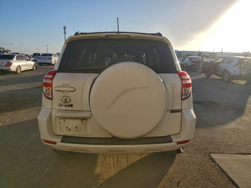 Photo 6 from auction – 2012 TOYOTA RAV4 with VIN 2T3ZF4DV9CW146593