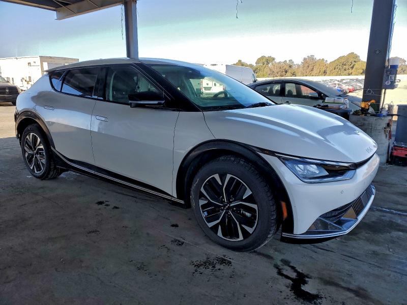 Photo 4 from auction – 2024 KIA EV6 LIGHT with VIN KNDC34LA6R5211719