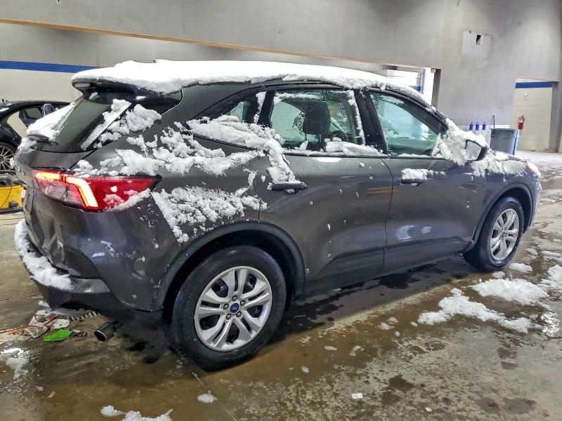 Photo 3 from auction – 2020 FORD ESCAPE S with VIN 1FMCU0F62LUC35652