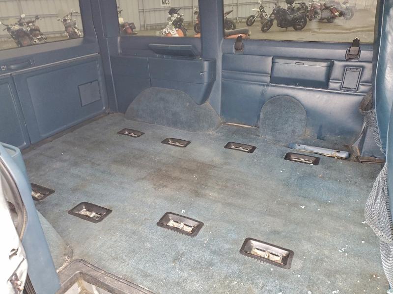 Photo 10 from auction – 1992 CHEVROLET ASTRO with VIN 1GNDM15Z8NB167549