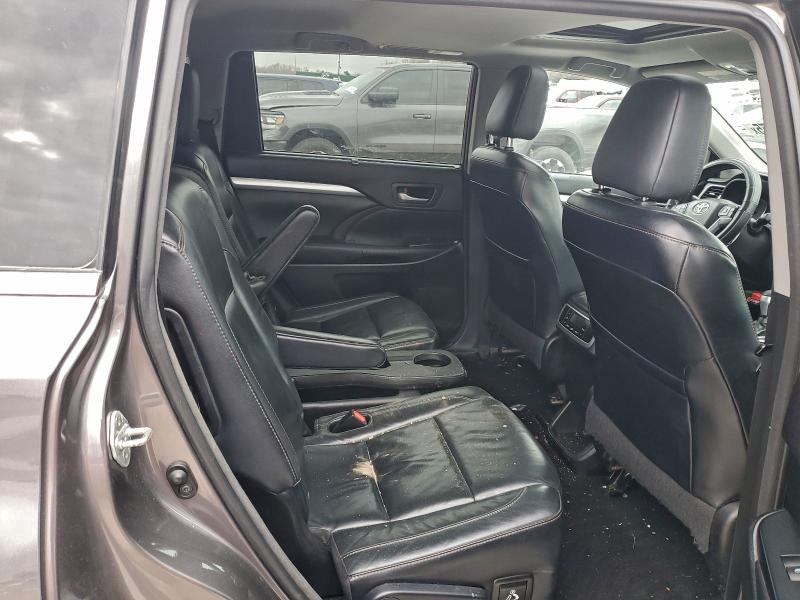 Zdjęcie 10 z aukcji – 2016 TOYOTA HIGHLANDER z VIN 5TDKKRFH9GS134307