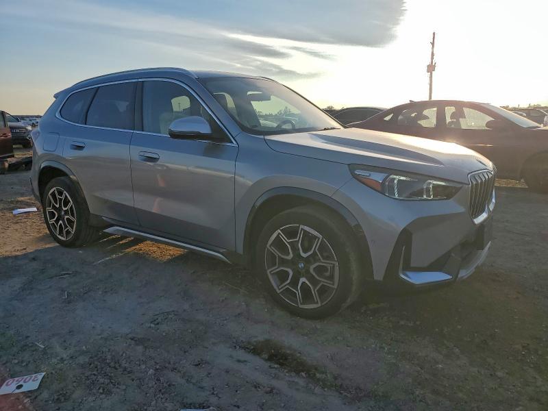 Photo 4 from auction – 2023 BMW X1 XDRIVE2 with VIN WBX73EF03P5X73555