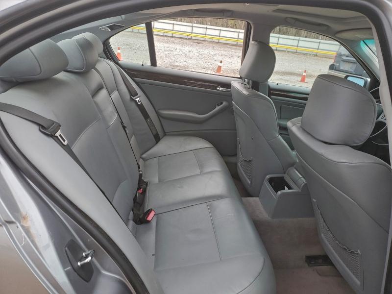 Photo 10 from auction – 2003 BMW 325 I with VIN WBAET37493NJ34114