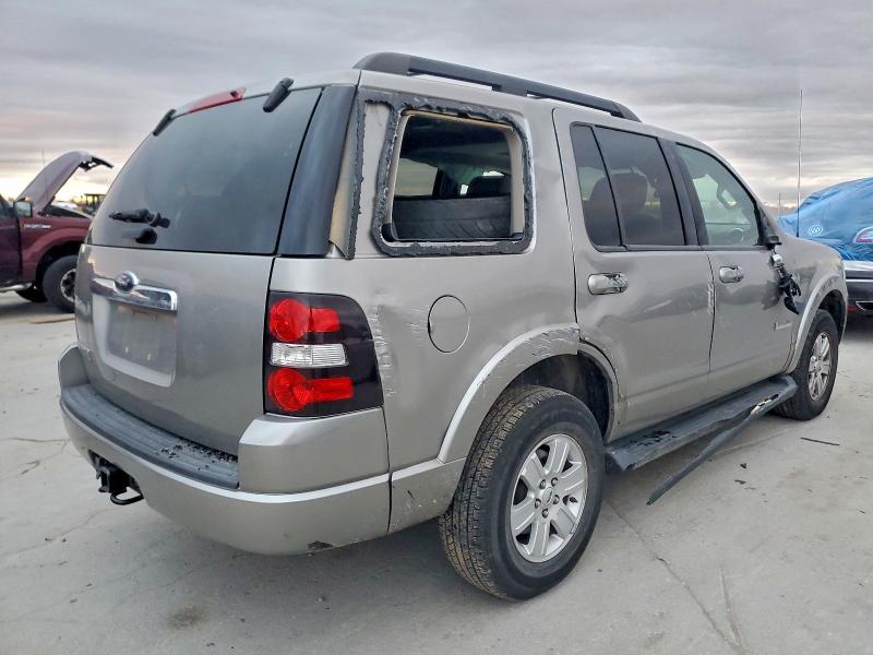 Photo 3 from auction – 2008 FORD EXPLORER with VIN 1FMEU63E48UA40327