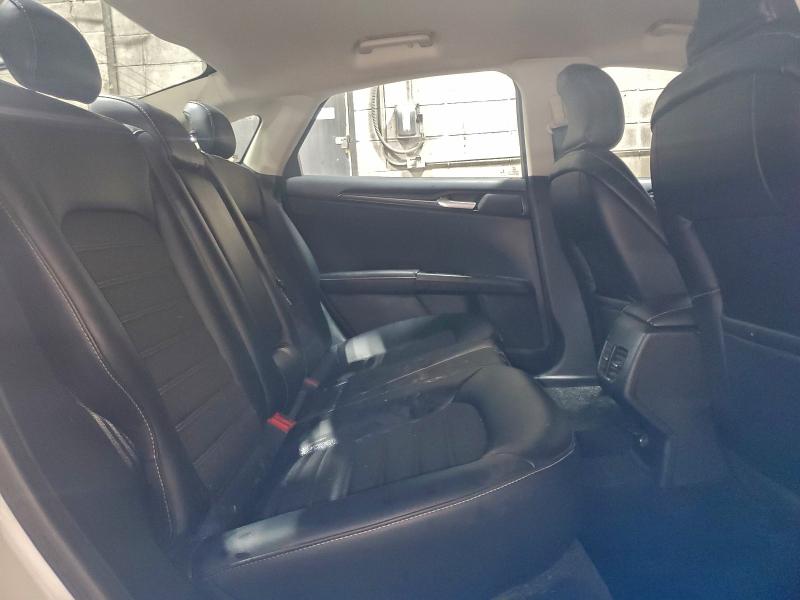 Photo 10 from auction – 2018 FORD FUSION SE with VIN 3FA6P0HD1JR281150