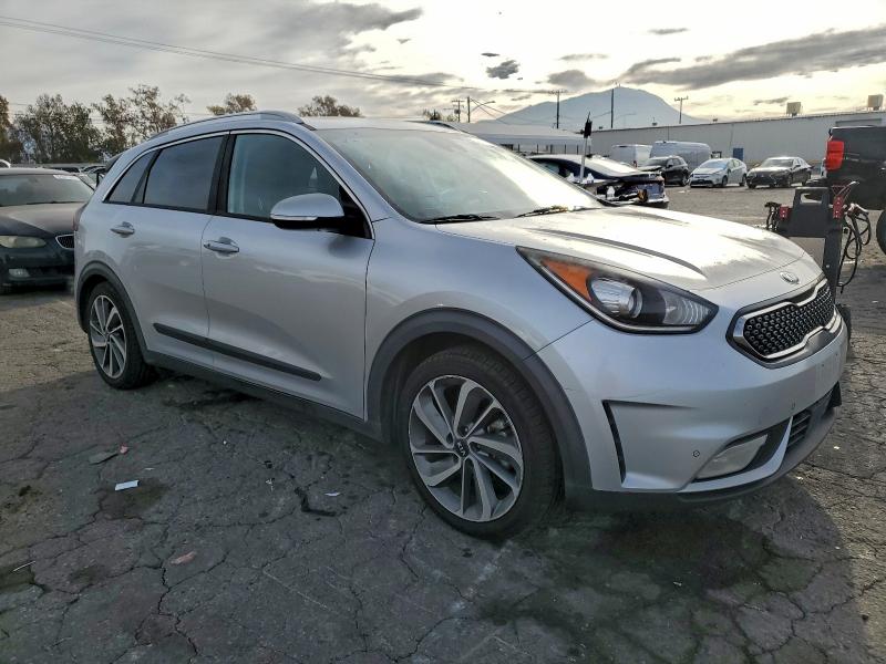 Photo 4 from auction – 2018 KIA NIRO TOURI with VIN KNDCE3LC9J5139425