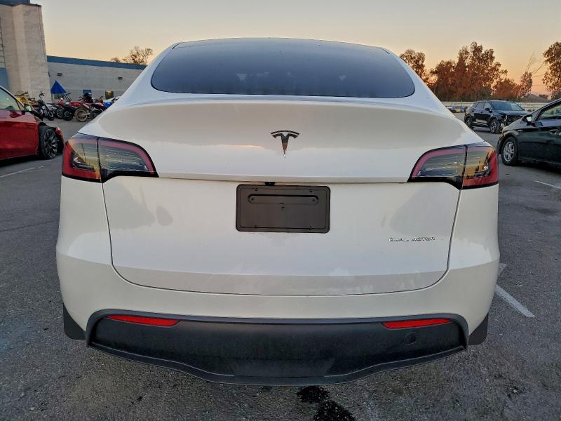 Photo 6 from auction – 2023 TESLA MODEL Y with VIN 7SAYGDEE0PF886023