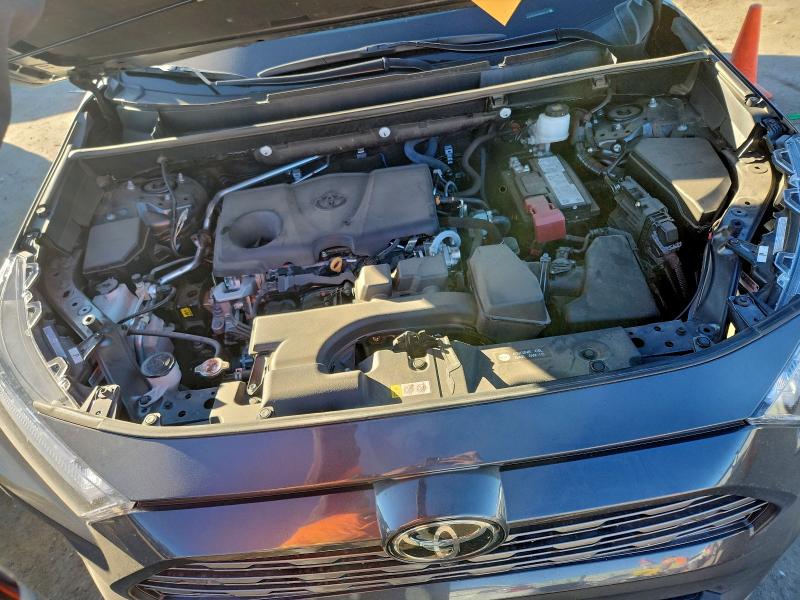 Photo 12 from auction – 2022 TOYOTA RAV4 LIMIT with VIN 2T3N1RFV5NW327197
