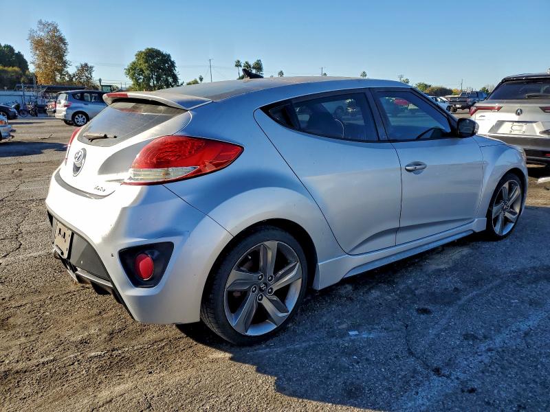 Photo 3 from auction – 2013 HYUNDAI VELOSTER T with VIN KMHTC6AE6DU108487