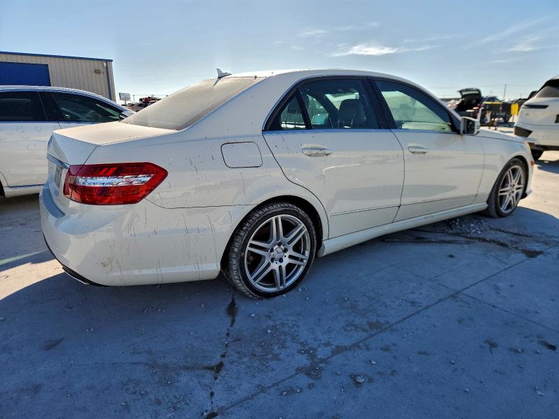 Photo 3 from auction – 2010 MERCEDES-BENZ E with VIN WDDHF5GB4AA029380