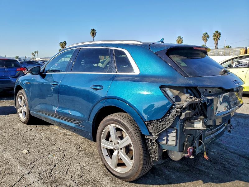 Photo 2 from auction – 2019 AUDI E-TRON PRE with VIN WA1LAAGE3KB021217