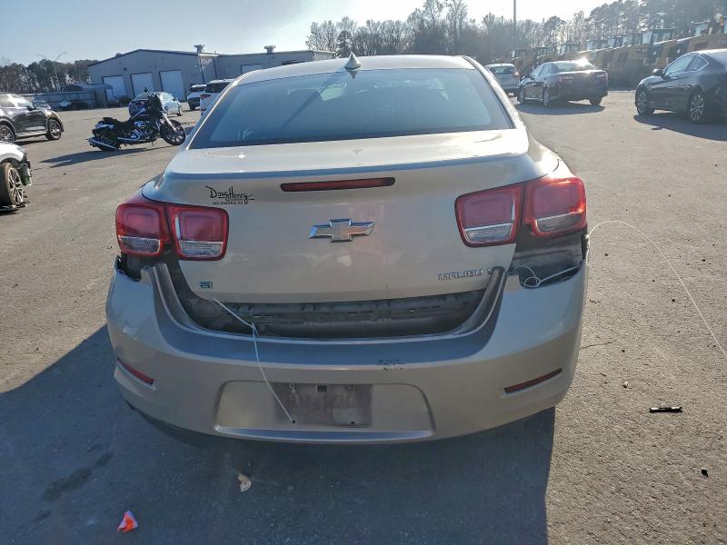 Photo 6 from auction – 2015 CHEVROLET MALIBU 1LT with VIN 1G11C5SL8FF291054