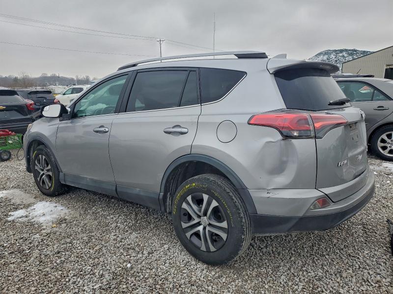Photo 2 from auction – 2017 TOYOTA RAV4 LE with VIN 2T3BFREV3HW682394