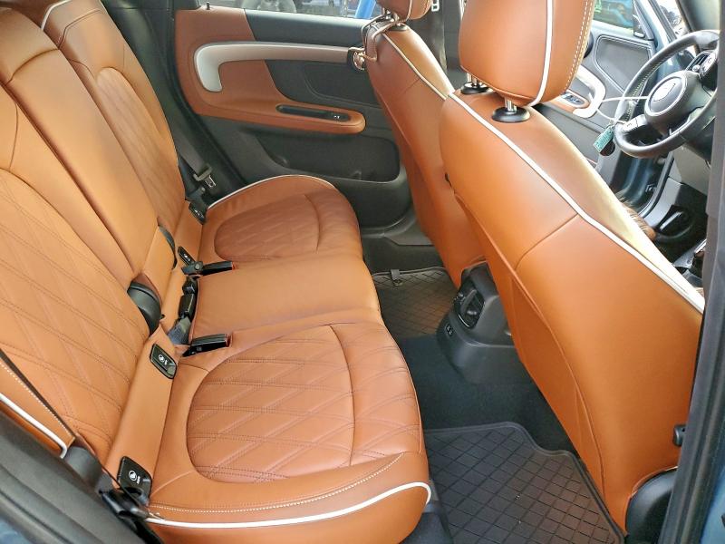 Photo 10 from auction – 2023 MINI COOPER S C with VIN WMZ83BR09P3P61563