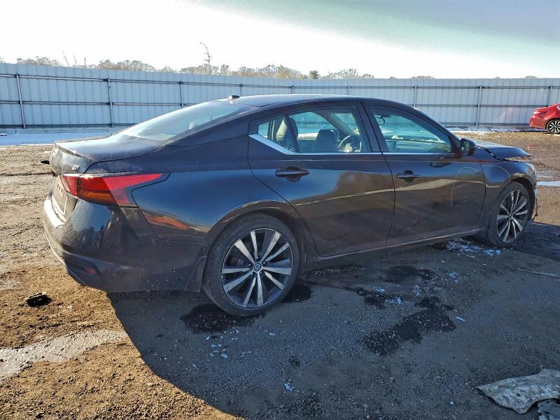 Photo 3 from auction – 2021 NISSAN ALTIMA SR with VIN 1N4BL4CV4MN381428