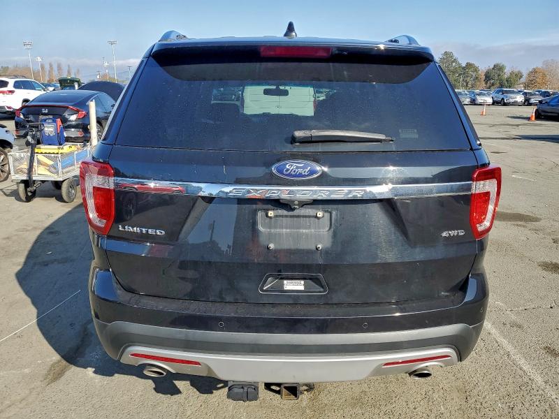 Photo 6 from auction – 2016 FORD EXPLORER L with VIN 1FM5K8F81GGD14961