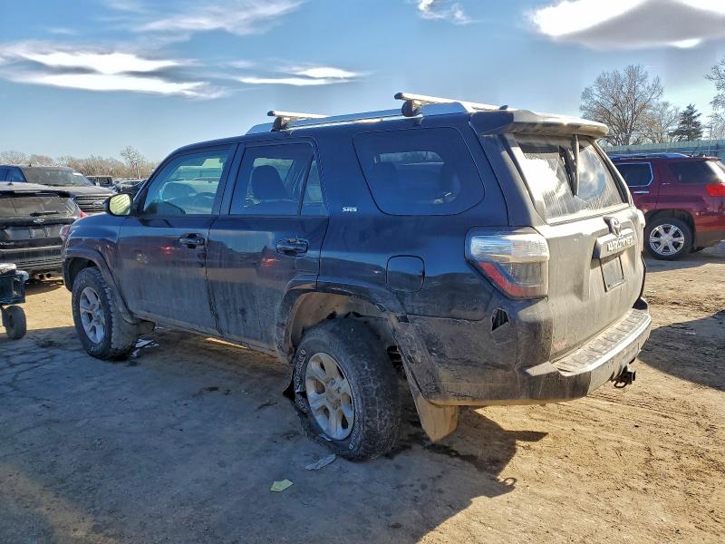 Photo 2 from auction – 2015 TOYOTA 4 RUNNER with VIN JTEBU5JR5F5229854