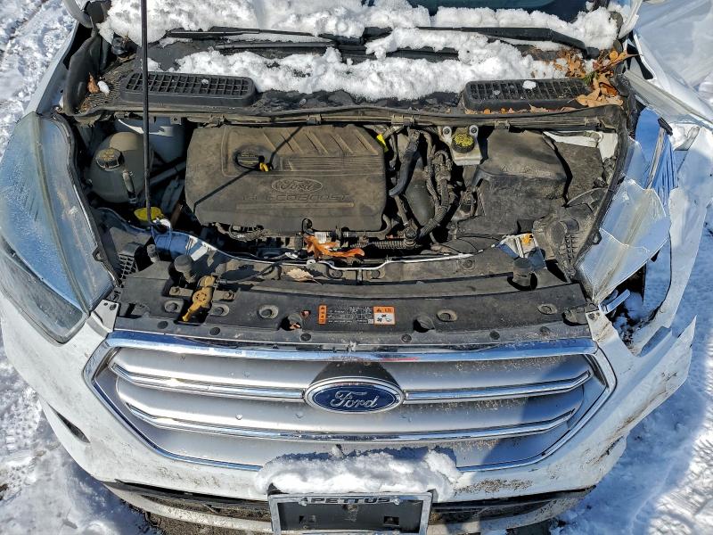 Photo 11 from auction – 2017 FORD ESCAPE SE with VIN 1FMCU9GD0HUA60715