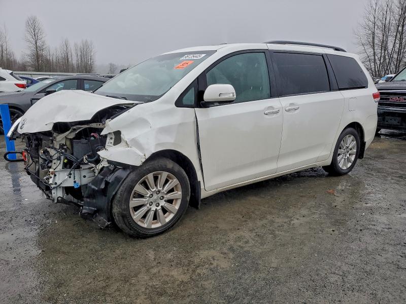 Photo 1 from auction – 2014 TOYOTA SIENNA XLE with VIN 5TDDK3DC2ES073618