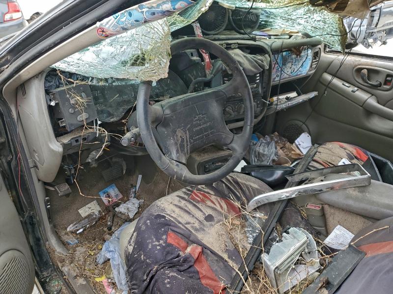 Foto 8 de la subasta – 1998 CHEVROLET BLAZER con VIN 1GNCS13W2W2253225