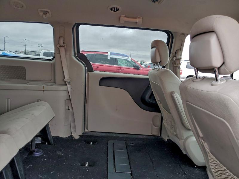 Photo 11 from auction – 2012 DODGE GR CARAVAN with VIN 2C4RDGBG4CR407232