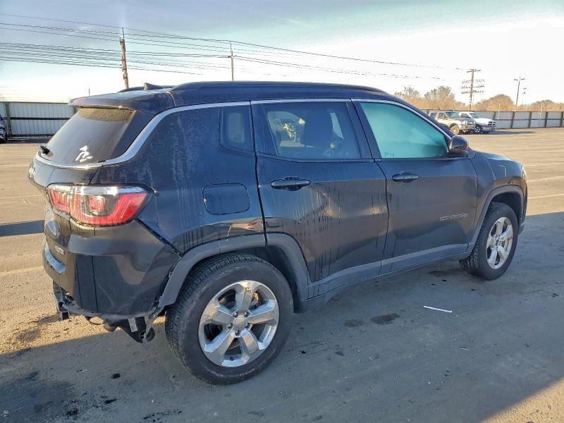 Photo 3 from auction – 2018 JEEP COMPASS LA with VIN 3C4NJDBB5JT255949