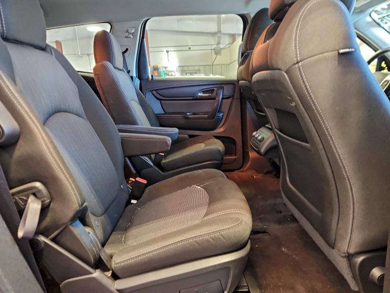 Photo 11 from auction – 2017 CHEVROLET TRAVERSE L with VIN 1GNKVGKDXHJ119481