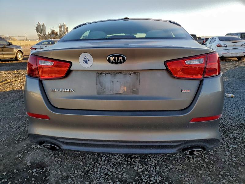 Photo 6 from auction – 2015 KIA OPTIMA LX with VIN 5XXGM4A71FG384870