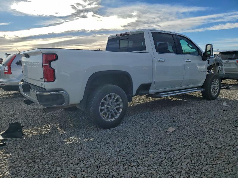 Photo 3 from auction – 2025 CHEVROLET SILVERADO with VIN 2GC1KPE73S1213612
