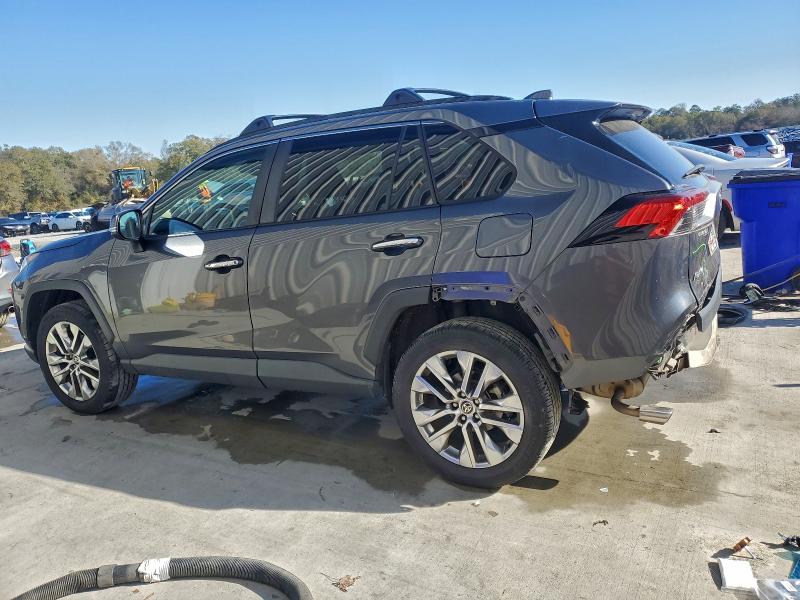 Photo 2 from auction – 2021 TOYOTA RAV4 LIMIT with VIN 2T3Y1RFV2MC115239