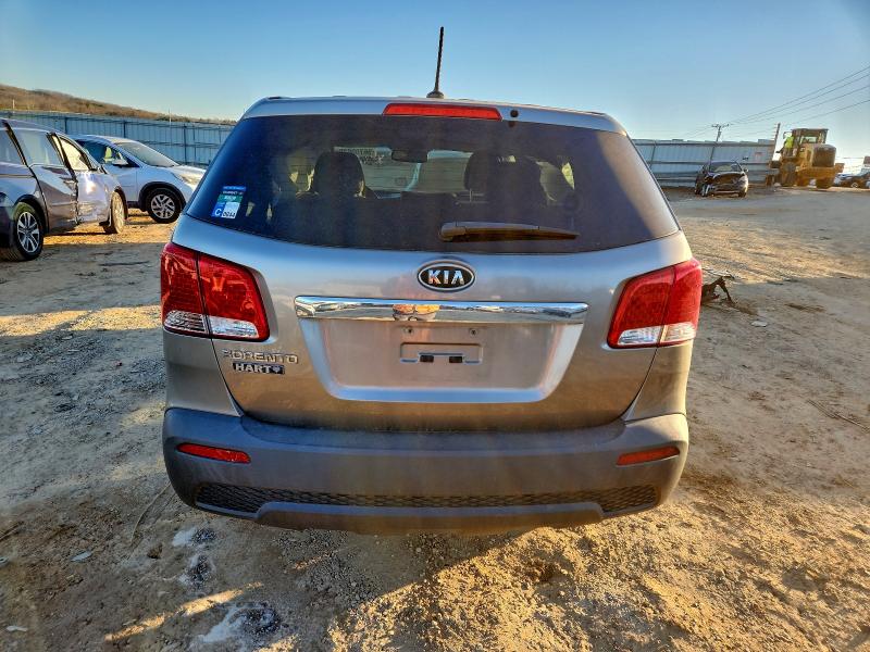Photo 6 from auction – 2011 KIA SORENTO BA with VIN 5XYKT3A10BG098596