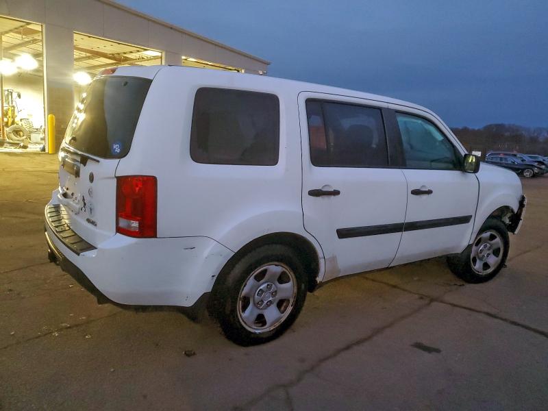 Photo 3 from auction – 2013 HONDA PILOT LX with VIN 5FNYF4H21DB081676
