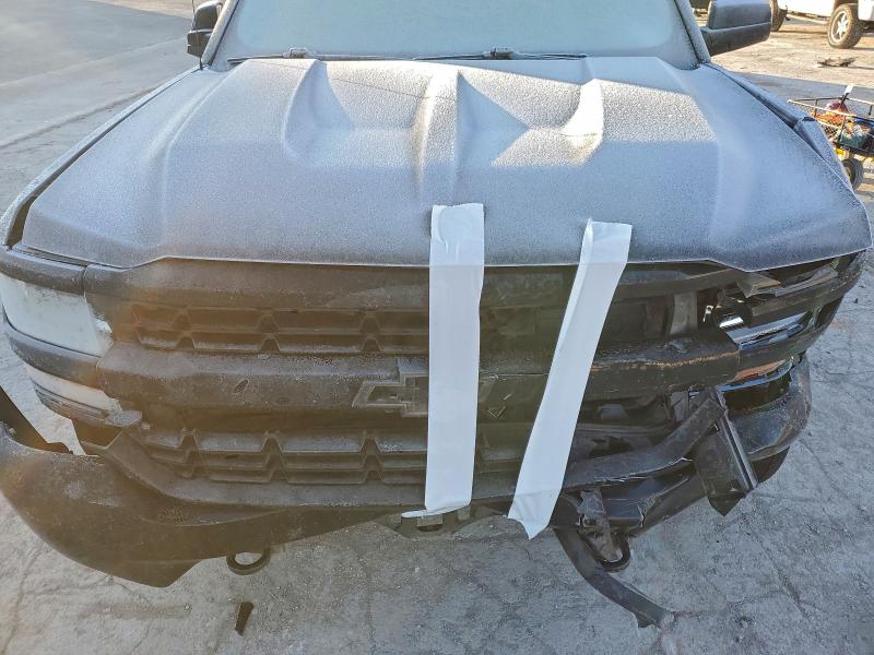 Photo 11 from auction – 2018 CHEVROLET SILVERADO with VIN 3GCPCPEC5JG172829