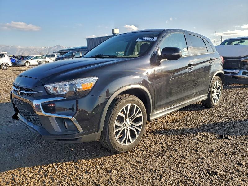 MITSUBISHI OUTLANDER 2018 with VIN JA4AR3AW0JZ035742 - Photo from auction