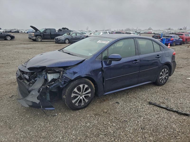 TOYOTA COROLLA LE 2022 with VIN JTDEAMDEXNJ050759 - Photo from auction