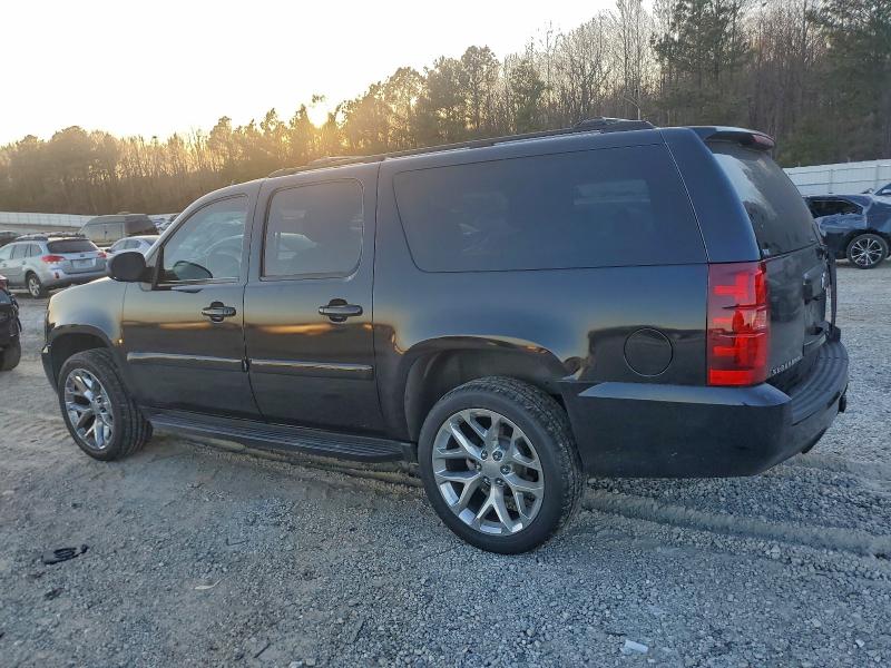 Photo 2 from auction – 2007 CHEVROLET SUBURBAN C with VIN 3GNFC16077G165202