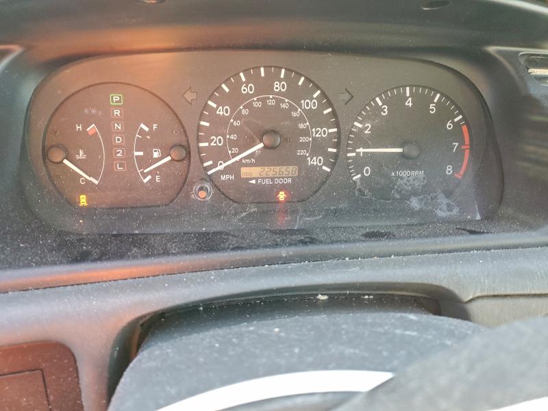 Photo 9 from auction – 2000 TOYOTA CAMRY with VIN 4T1BF22K3YU113409