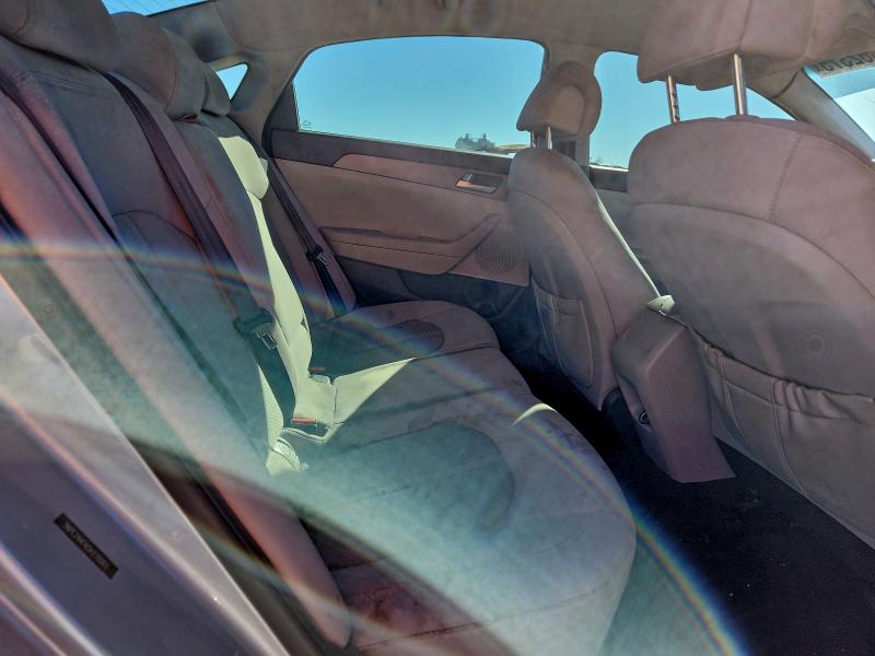 Photo 10 from auction – 2016 HYUNDAI SONATA with VIN 5NPE24AF6GH270003